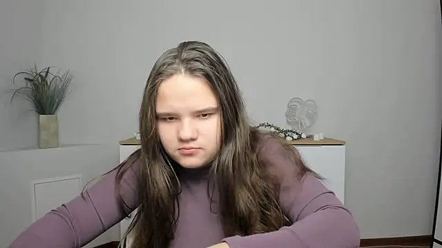 AdeleCruz online show from 01-19-25, 12:50