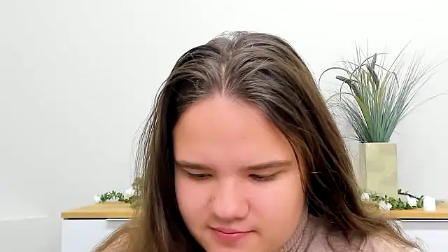 AdeleCruz online show from 01-25-25, 01:08