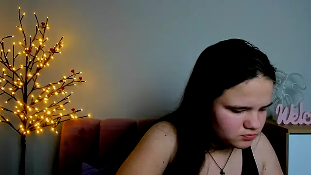 AdeleCruz online show from 02-17-25, 11:13