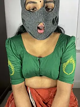 Snapshot of ArathyNambyarMallu chatting on 02-04-25, 10:10 ArathyNambyarMallu online show from 02-04-25, 10:10