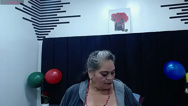 VickyBoobss online show from 10-21-25, 07:47