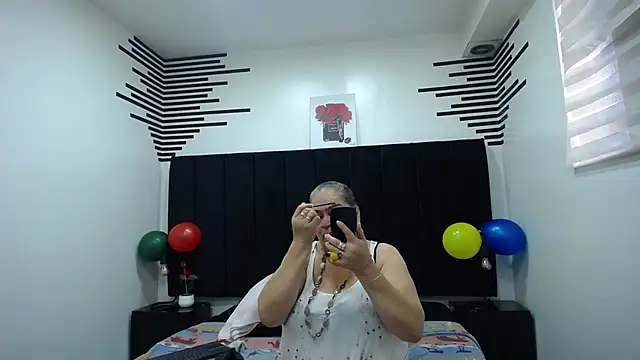 VickyBoobss online show from 11-11-25, 12:38