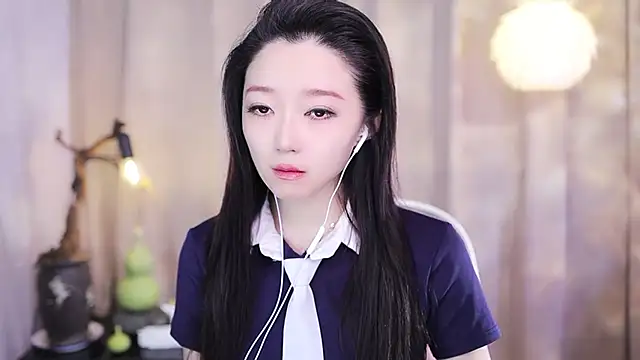 Snapshot of Zoe-99 chatting on 11-06-25, 02:51 Zoe-99 online show from 11-06-25, 02:51