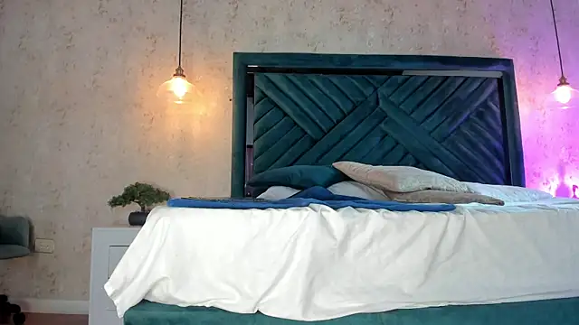 Marttina Ruiz online show from 02-07-25, 07:38