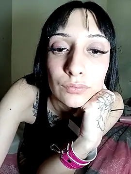 Snapshot of Chanell_19_ok chatting on 11-18-25, 04:39 Chanell 19 ok online show from 11-18-25, 04:39