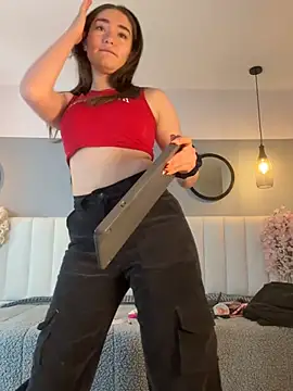 chelsea bolton  online show from 04-20-26, 12:19