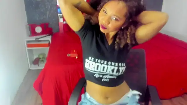 cataleyah 07 online show from 03-08-25, 02:23