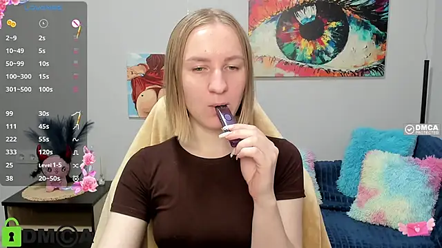 Snapshot of BeautyBlondy chatting on 05-22-26, 12:55 BeautyBlondy online show from 05-22-26, 12:55