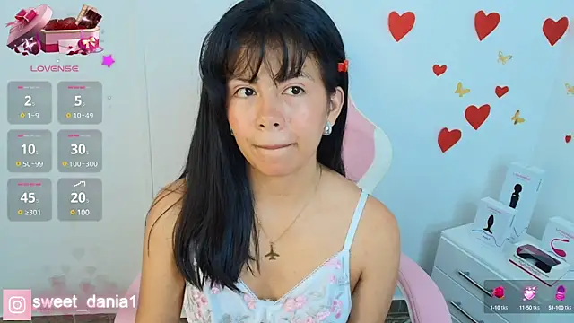 sweet dania  online show from 02-23-25, 05:45