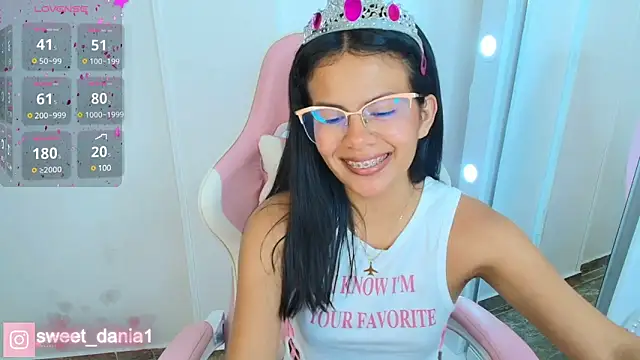 sweet dania  online show from 03-01-25, 03:43