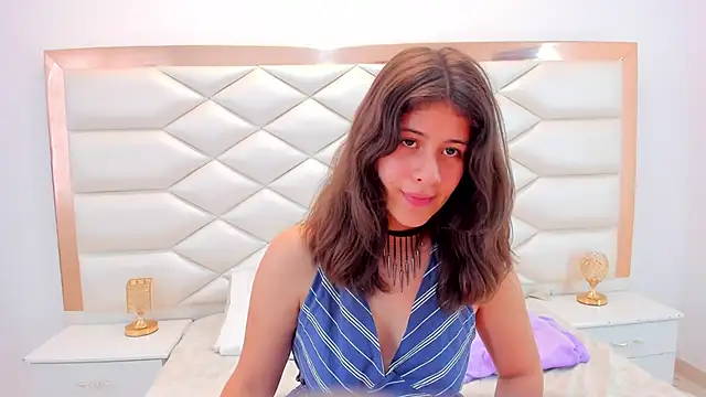 MiaQueen021 online show from 02-11-25, 04:02