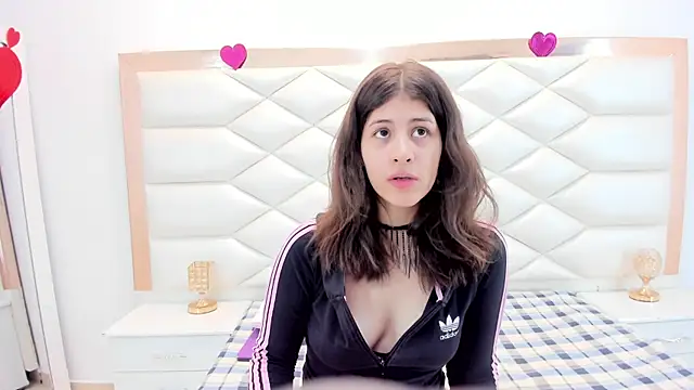 MiaQueen021 online show from 02-13-25, 03:35