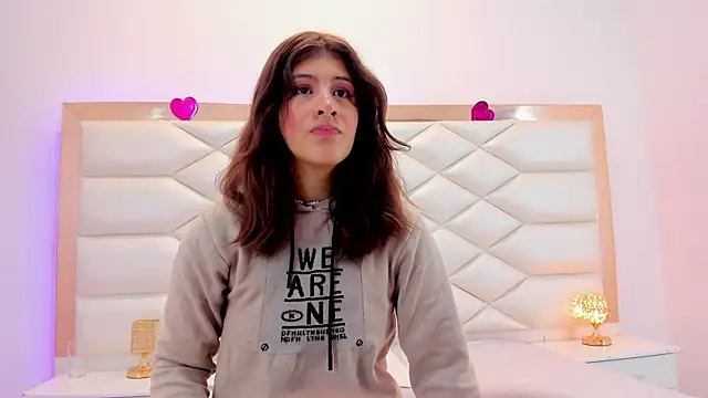 MiaQueen021 online show from 02-14-25, 12:36