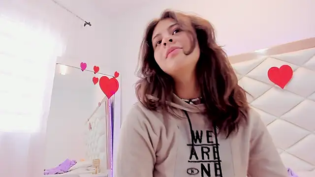 MiaQueen021 online show from 02-14-25, 06:40