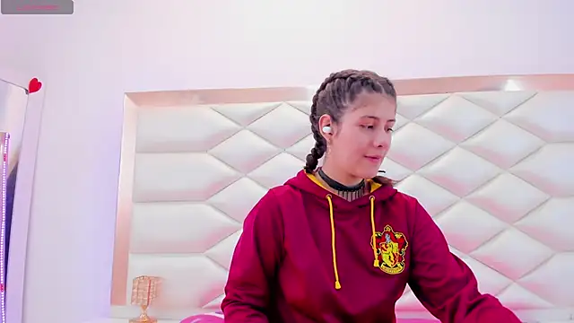 MiaQueen021 online show from 03-06-25, 06:37