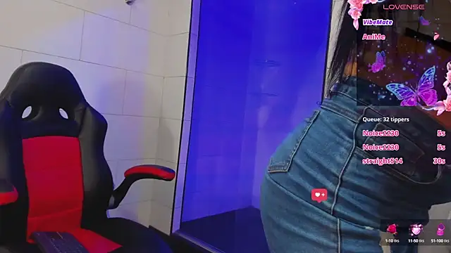 Snapshot of Ambar__Diaz chatting on 01-21-25, 01:50 Ambar Diaz online show from 01-21-25, 01:50