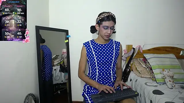 boysLittle online show from 11-09-25, 05:50