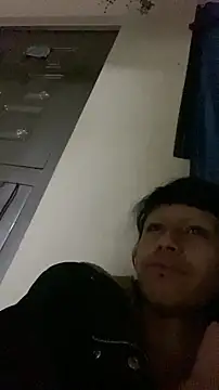 boysLittle online show from 11-19-25, 04:34