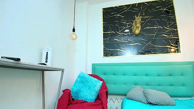 gabriela cortez online show from 10-13-25, 02:06