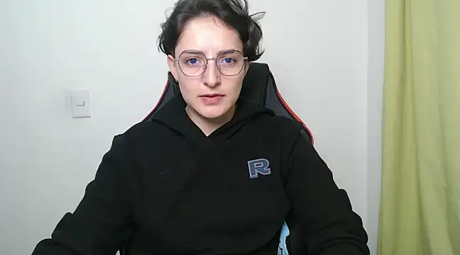 Snapshot of alex_parker07 chatting on 02-16-25, 12:52 alex parker07 online show from 02-16-25, 12:52