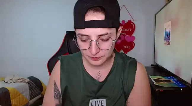 Snapshot of alex_parker07 chatting on 03-05-25, 02:36 alex parker07 online show from 03-05-25, 02:36