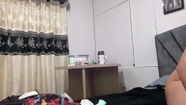 LunaBeya online show from 03-09-26, 02:21