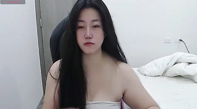 minnie9009 online show from 02-13-25, 03:14