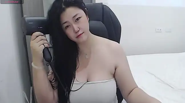 minnie9009 online show from 03-02-25, 04:50