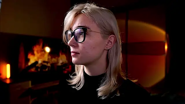 ileanacampbe online show from 01-19-25, 05:26