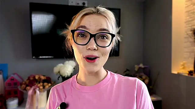 ileanacampbe online show from 03-04-25, 06:26