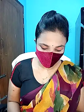 Snapshot of Anika-1 chatting on 02-08-25, 09:04 Anika-1 online show from 02-08-25, 09:04