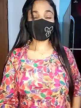 Snapshot of Anika-1 chatting on 02-13-25, 02:01 Anika-1 online show from 02-13-25, 02:01