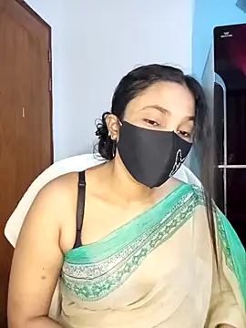 Snapshot of Anika-1 chatting on 03-01-25, 12:23 Anika-1 online show from 03-01-25, 12:23