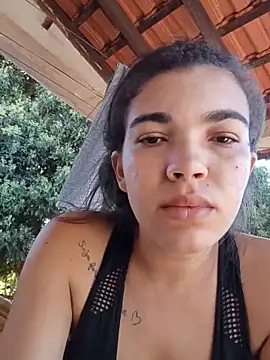 Snapshot of oliveira_k chatting on 06-01-26, 01:46 oliveira k online show from 06-01-26, 01:46
