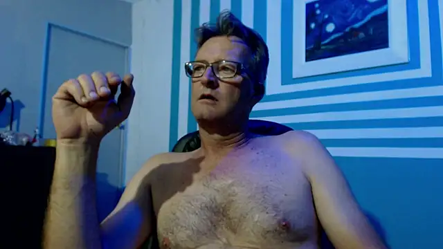 Snapshot of itsmeyes69 chatting on 02-28-25, 09:23 itsmeyes69 online show from 02-28-25, 09:23