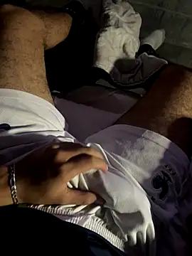 emmarod18 online show from 12-19-25, 08:32