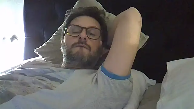 Snapshot of Cellino4 chatting on 02-25-25, 09:02 Cellino4 online show from 02-25-25, 09:02