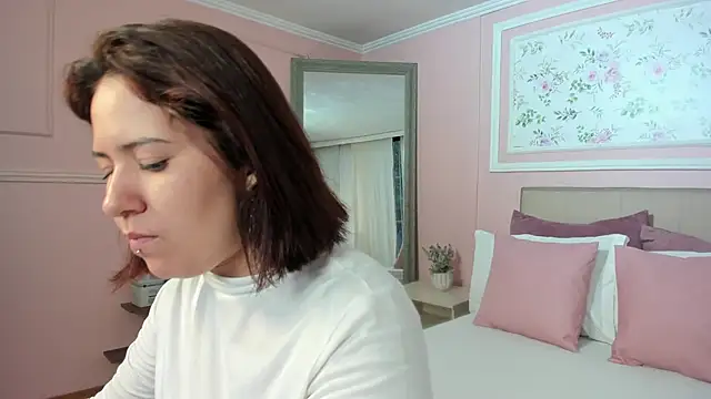 zoes milee online show from 03-04-25, 11:19