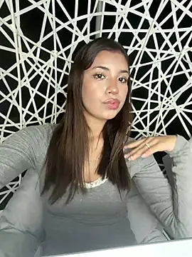 Selesumii online show from 04-14-26, 11:33