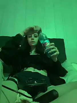 VioletxBlue online show from 01-22-25, 05:49