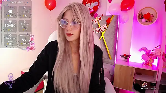 SussanHottye1  online show from 02-18-25, 09:43