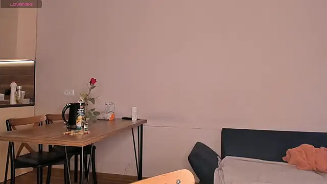 Snapshot of mirann chatting on 03-14-25, 06:21 mirann online show from 03-14-25, 06:21