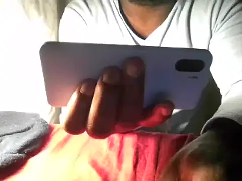 Snapshot of Dube501 chatting on 02-11-25, 07:48 Dube501 online show from 02-11-25, 07:48