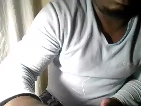 Snapshot of Dube501 chatting on 02-25-25, 09:02 Dube501 online show from 02-25-25, 09:02