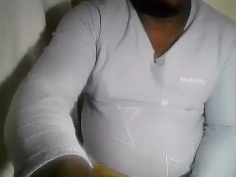 Snapshot of Dube501 chatting on 02-28-25, 05:37 Dube501 online show from 02-28-25, 05:37