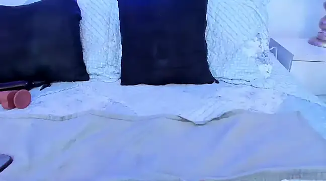 Snapshot of MeganPresleyy chatting on 01-30-25, 06:21 MeganPresleyy online show from 01-30-25, 06:21