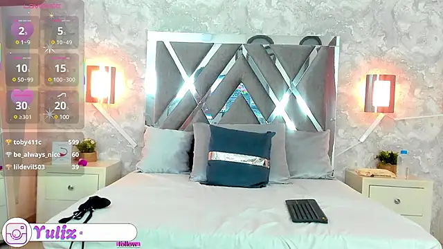 Luxury Woman online show from 01-25-25, 02:26