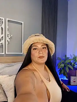 Elise-Leyton online show from 05-14-26, 06:47