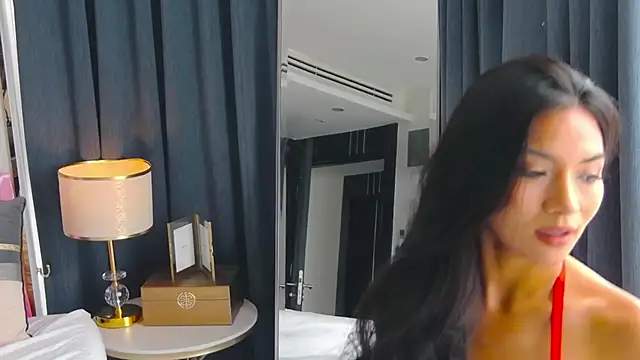 nixkifox1 online show from 01-07-26, 02:25