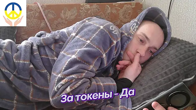 Snapshot of johnny_positive chatting on 02-18-25, 10:27 johnny positive online show from 02-18-25, 10:27